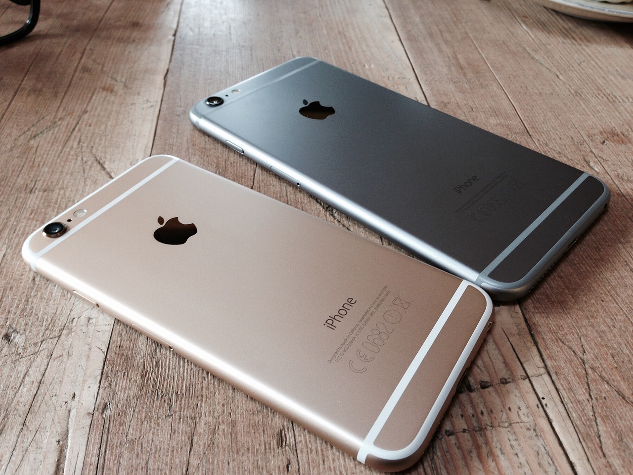 苹果可折叠iphone,苹果可折叠iPhone，革新科技，重塑未来