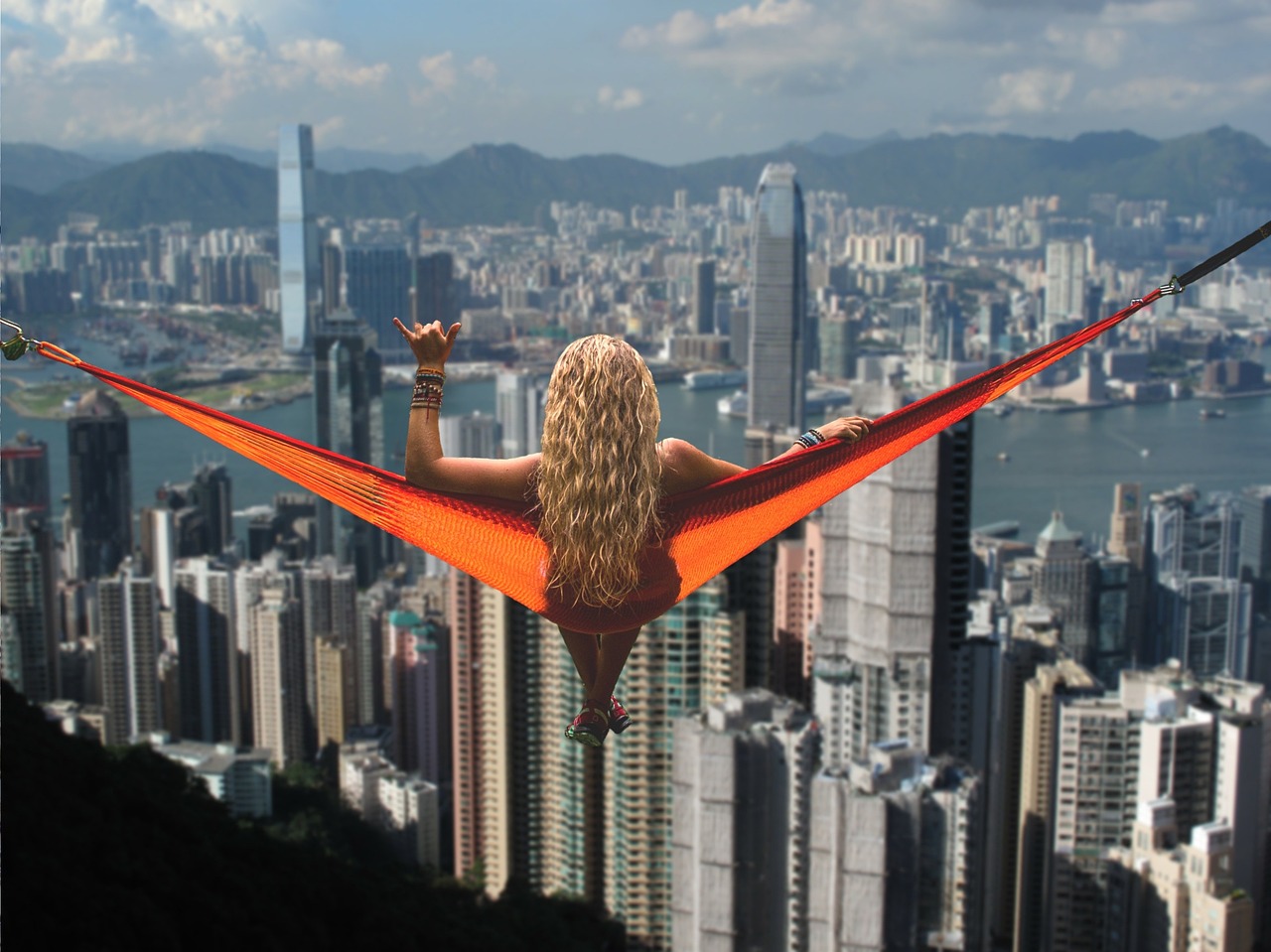 2022年今天香港开什么,探索香港市场的新机遇——20年今日香港的经济发展与未来展望