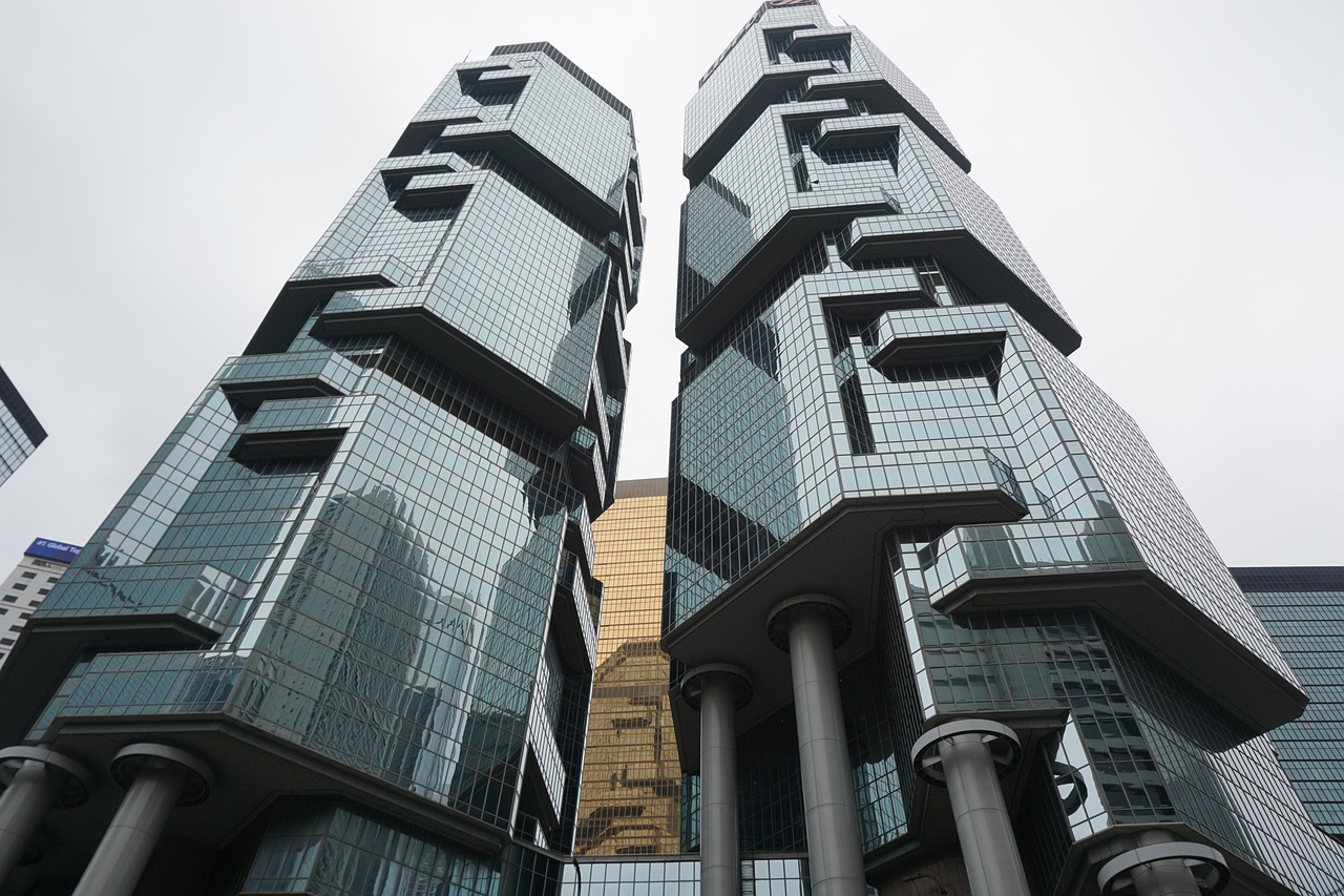 香港60万落户的条件,香港落户的条件与机遇，探索60万投资移民之路