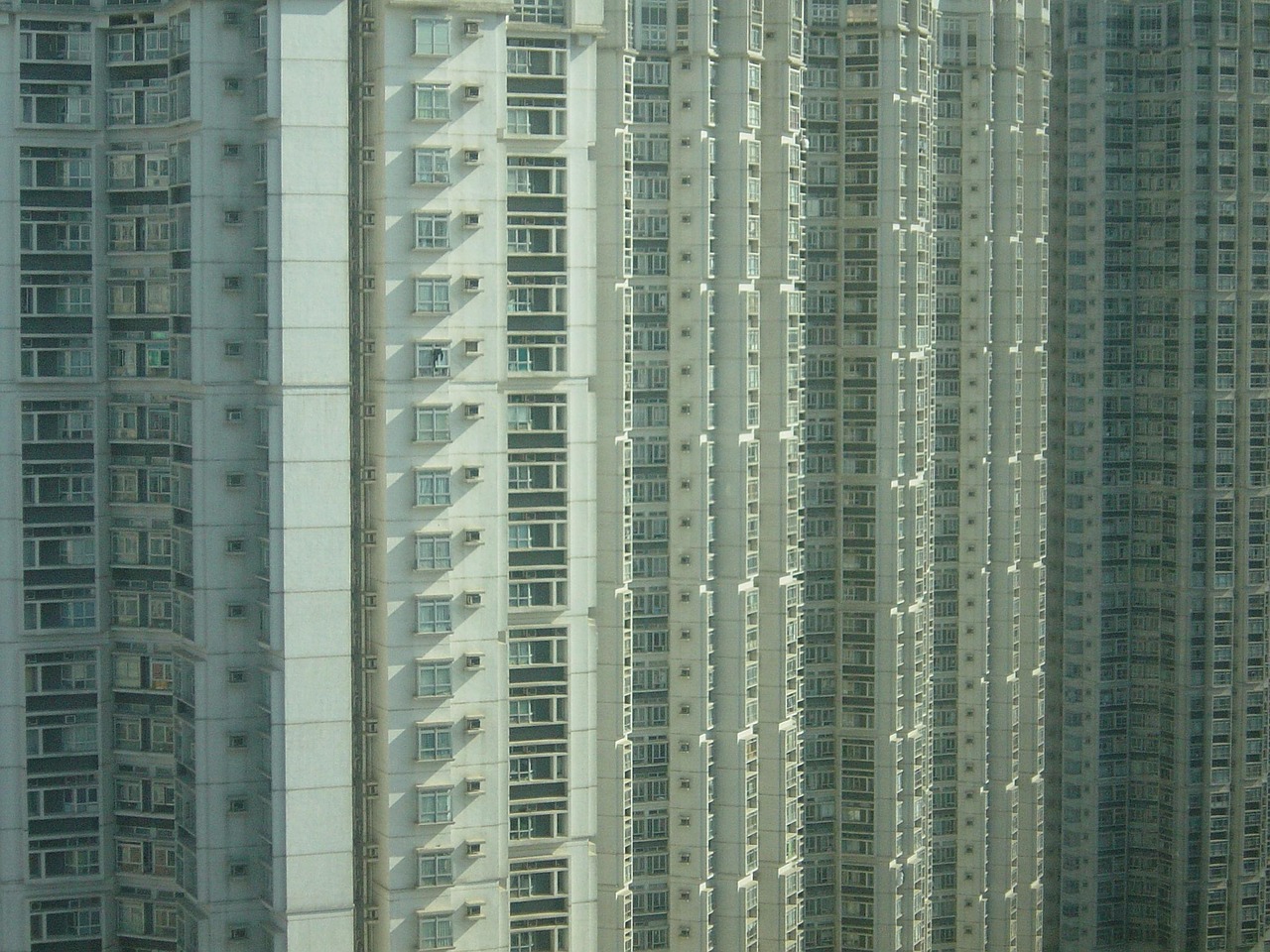 香港6合宝典资料90期图片对比,香港六合宝典资料90期图片对比，揭示变化与趋势